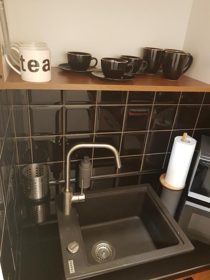 Red Rose Apartament -Parking -Taras- Faktura Vat Kielce Extérieur photo